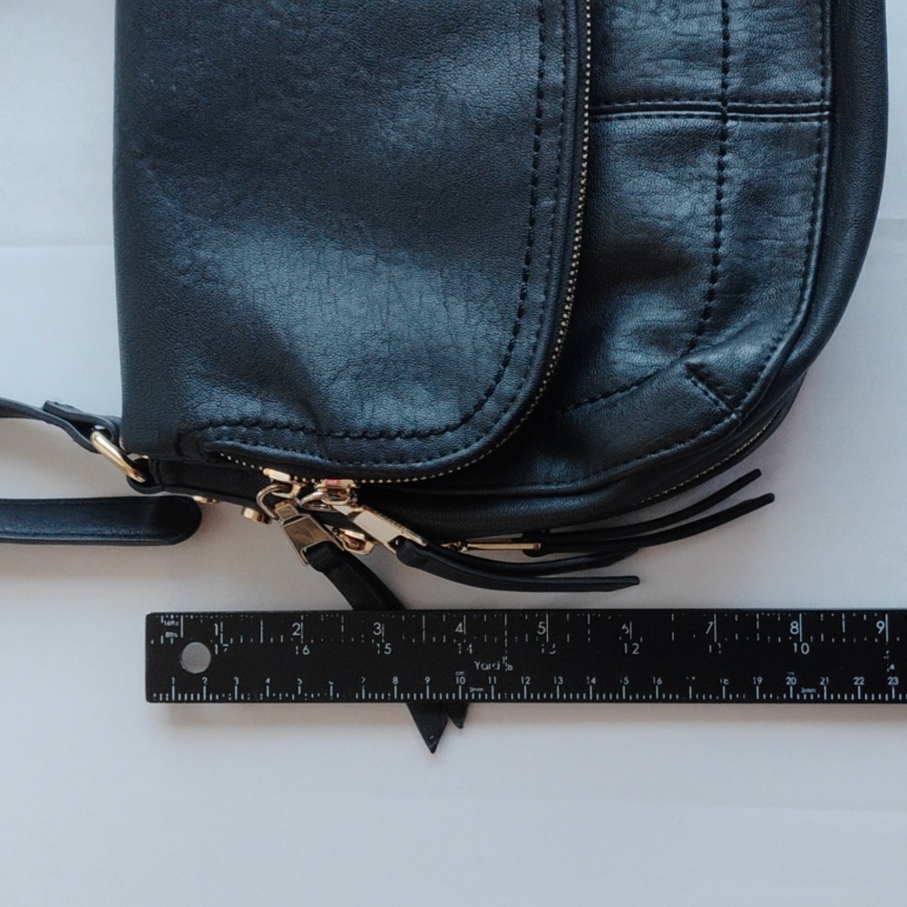 Crossbody Bag - Picture 10 of 12